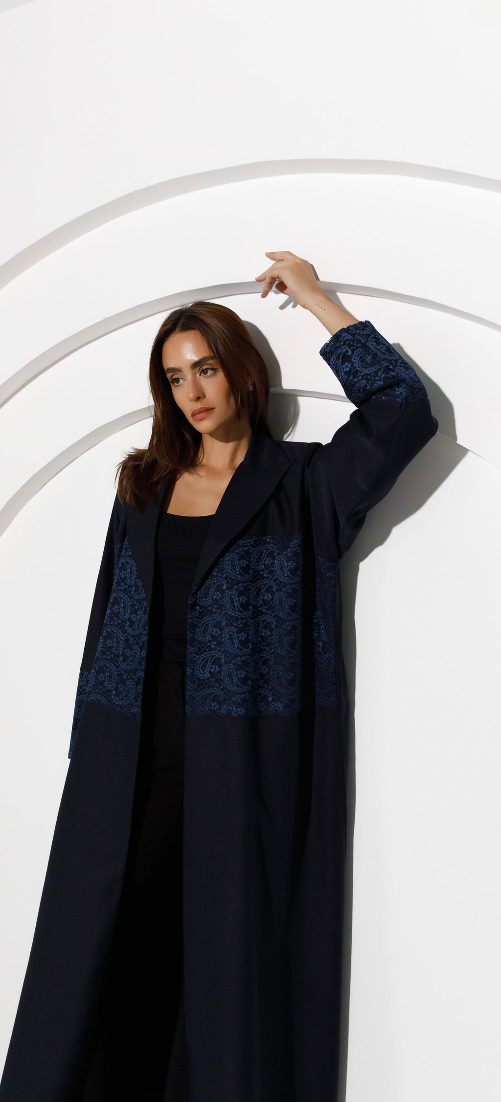 NAVY LACE BLAZER